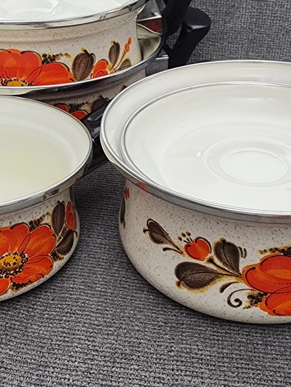 Show-pans Sanko Ware Japan Orange Floral Enamel Saucepan Set